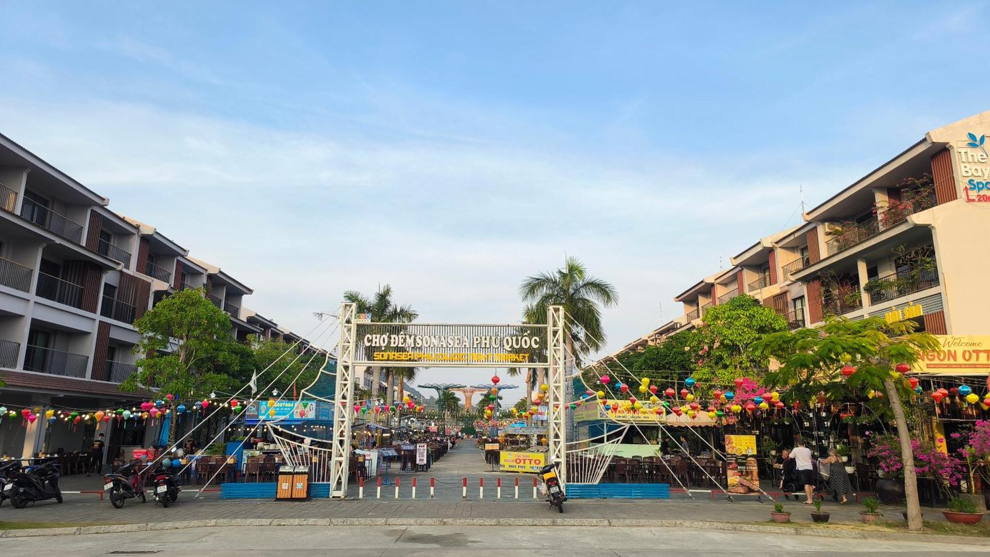 Flora Hotel Phú Quốc Eksteriør billede